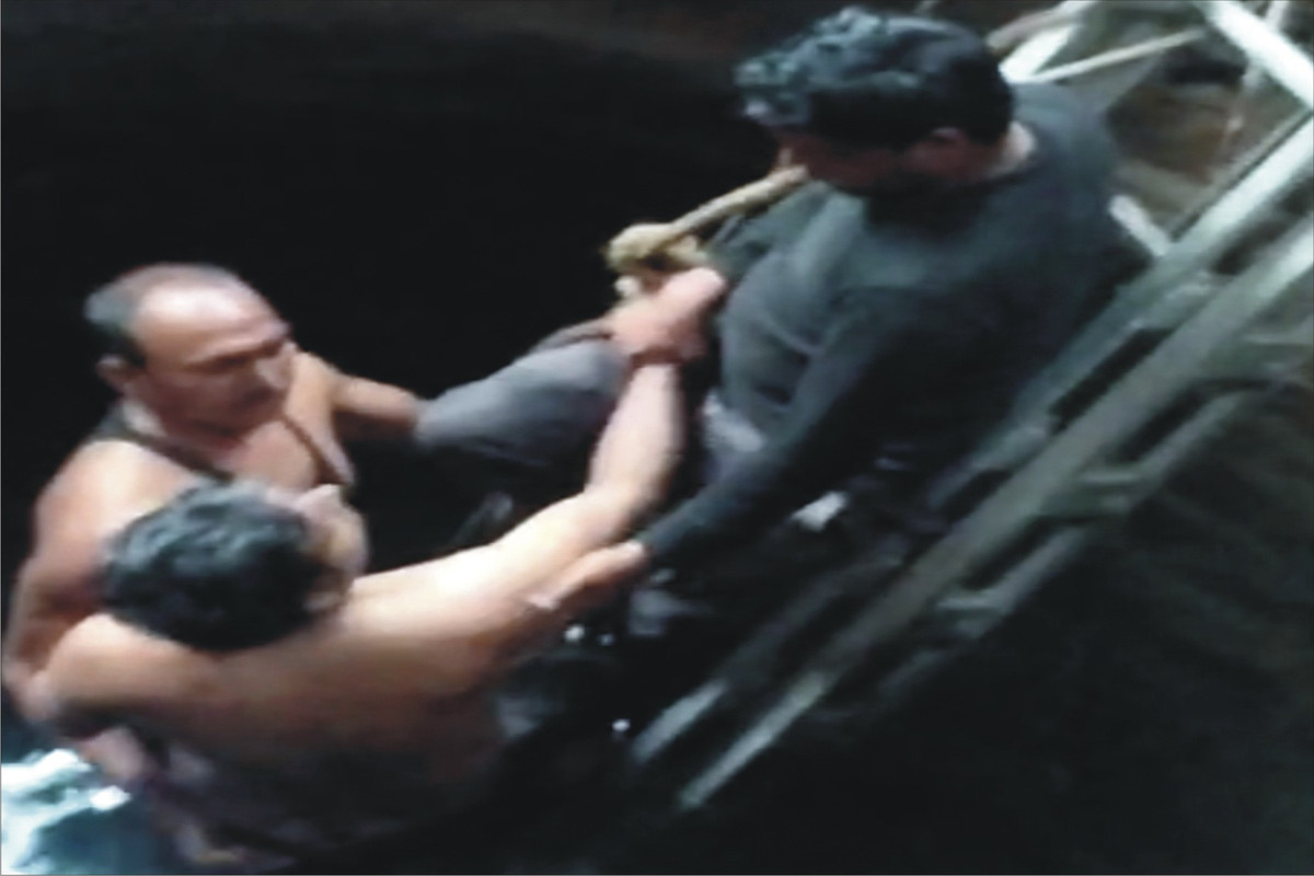 युवक ने कुंए में लगायी छलांग,फायर बिग्रेड व पत्रकार ने बचाई जान