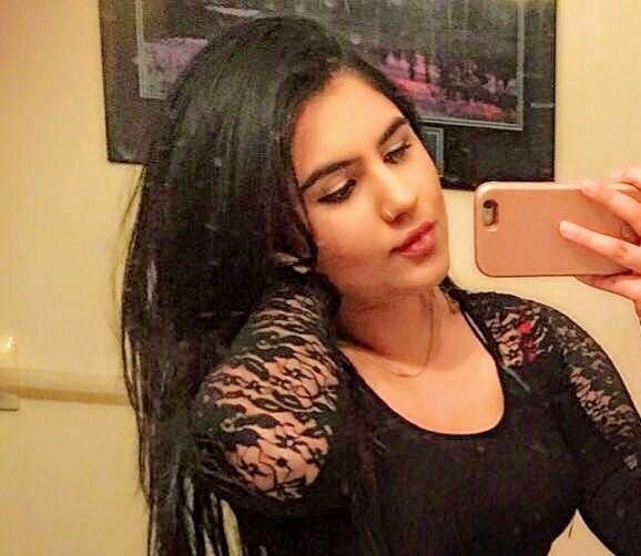 Hot indian girl rubbing her pssy and masturbating full nude video Latest