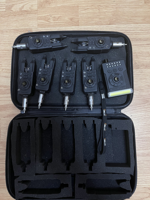 75CCDE7F-1C1E-4267-AFB0-5ED55A32F1EC