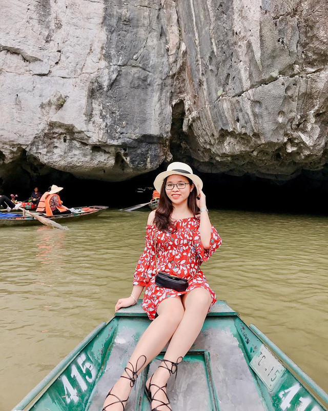 cam chac ban do ngao du ninh binh cung chiec ban do than ky trong tay - anh 44