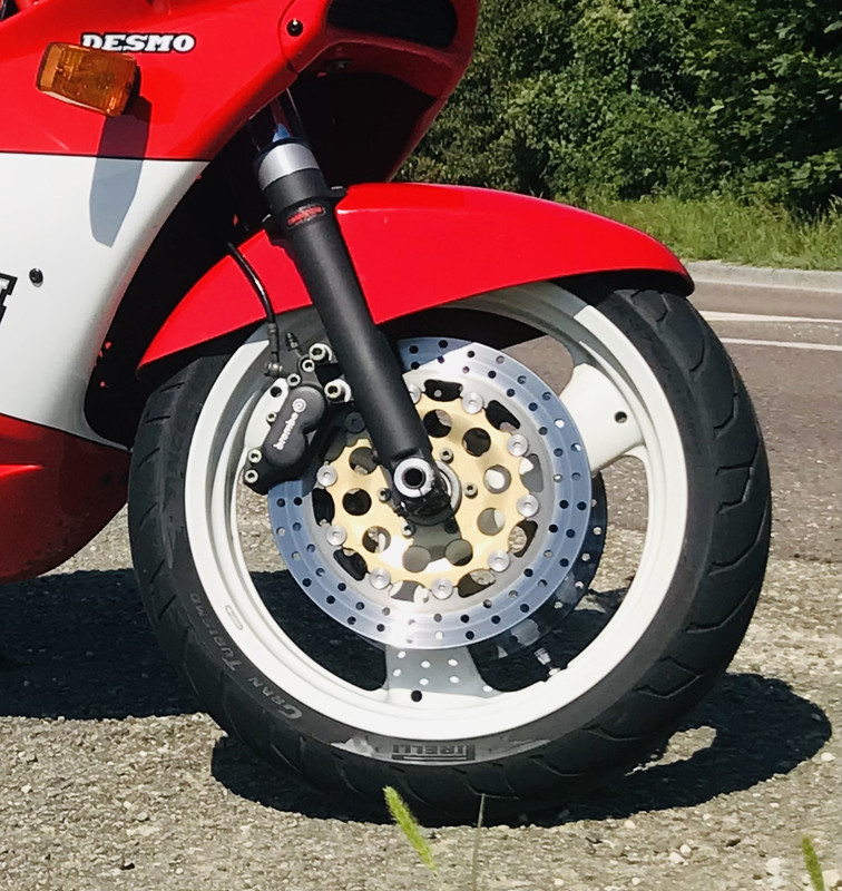 BD772E8E-44AE-4572-AADC-44B1578382AA