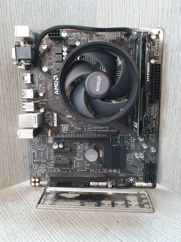 Amazon | ASRock AMD Ryzen対応A4320チップセット搭載 MicroATX