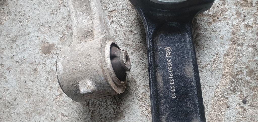 Рычаг подвески задний