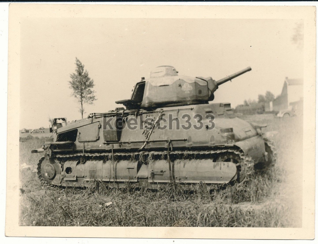 Foto französischer SOMUA Panzer Wehrmacht Beute 