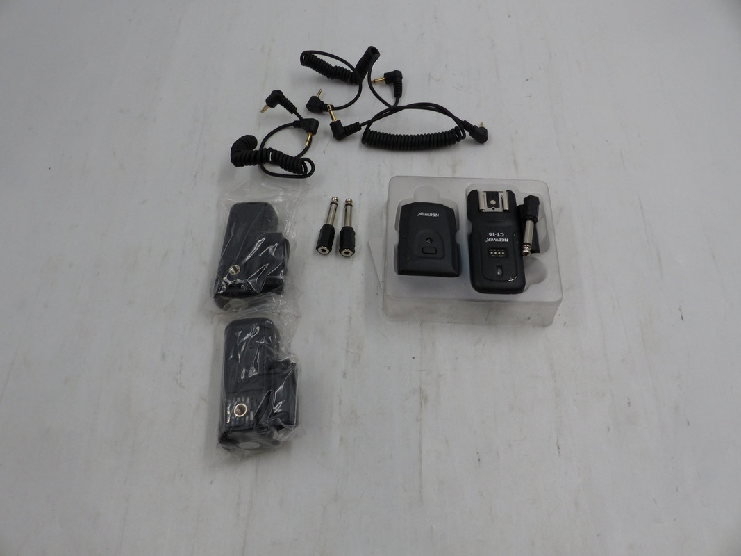 NEEWER CT-16 CAMERA FLASH TRIGGER KIT CT-16 WITH WIRELESS RECEIVERS