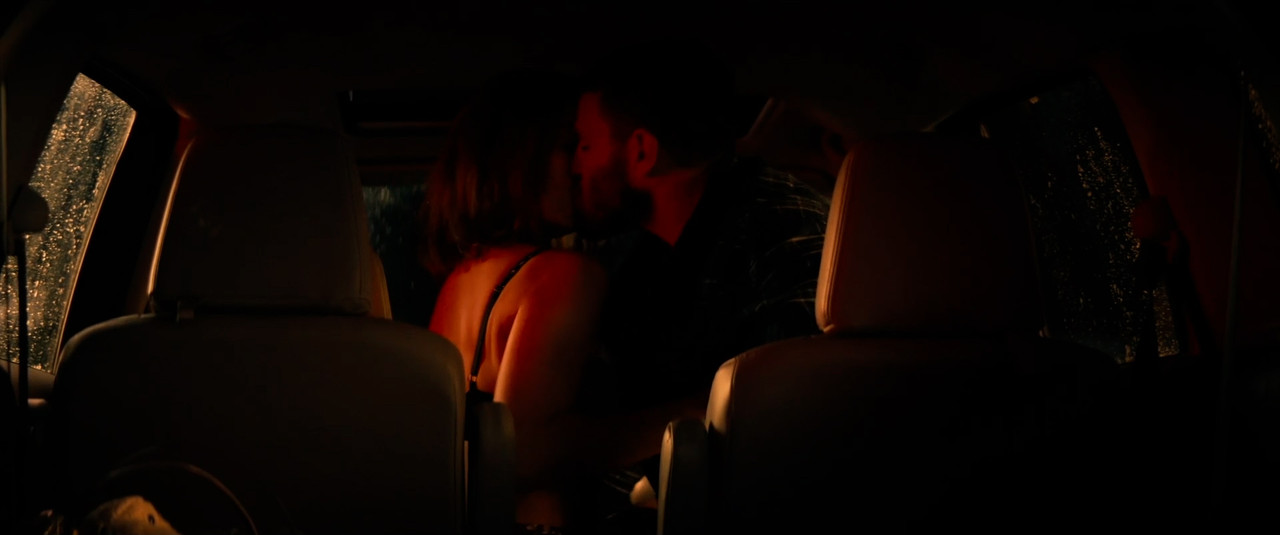 Betty.Gilpin_3Women_pt2.00_01_54_17.Still004