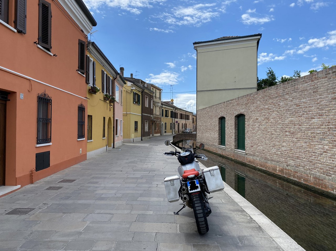 2041E73B-592A-4CF2-B43E-47BED36275B8