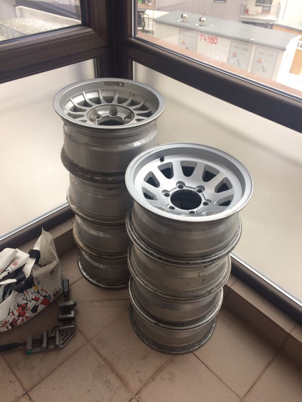 31DE00DA-F380-4522-9D16-B7A76F9C5B2C