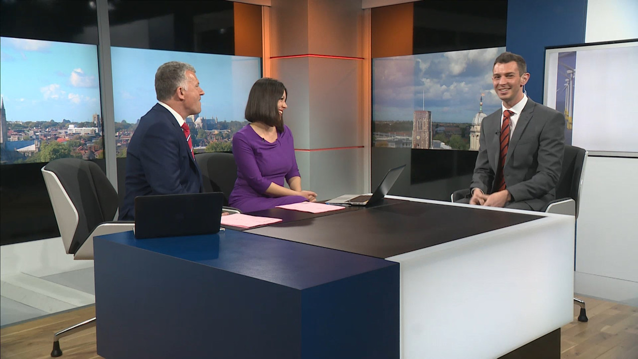 03 April - 18.00.00 - ITV News London. The latest news and weath
