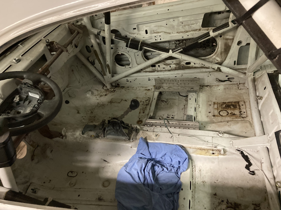 7C606642-0C04-46C5-904F-207E1A93B014