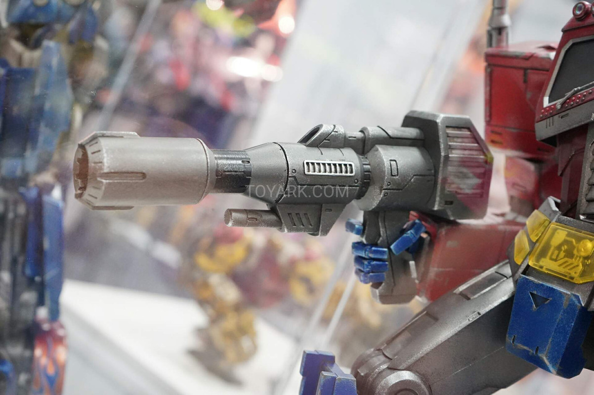 SDCC-2016-3A-Optimus-20
