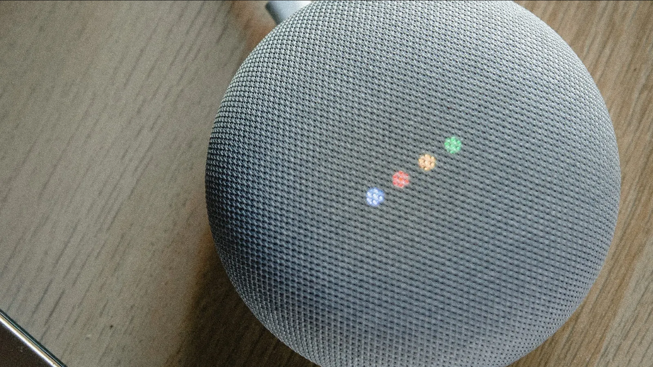Altavoces de Google Home podrían haber sido hackeados para espiar conversaciones