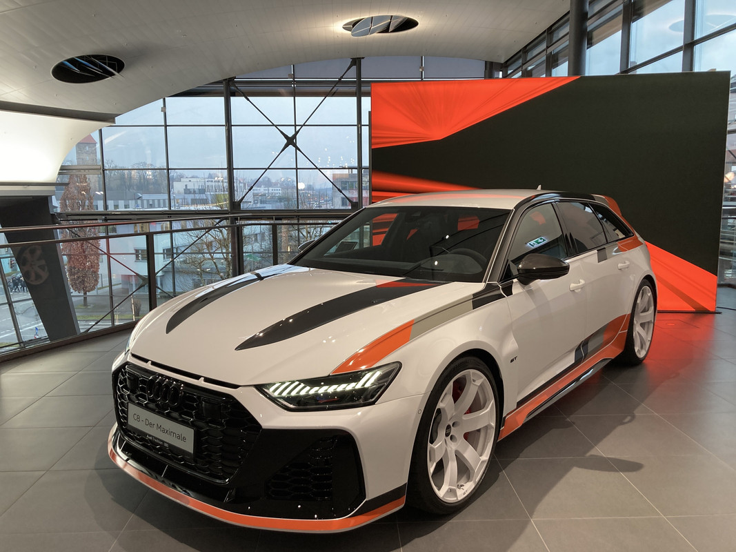 Audi-RS6-Avant-GT