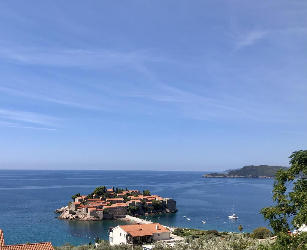 Hacia el sureste de Montenegro: Petrovac y Sveti Stefan - Balcanes - Apulia (14)