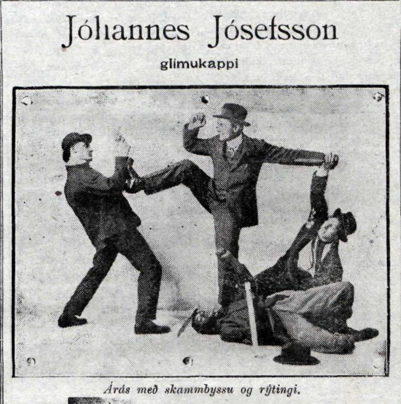 árás með skammbyssu og rýtingi