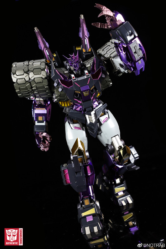 Kuro-Kara-Kuri-IDW-Tarn-Limited-Burst-Version-02