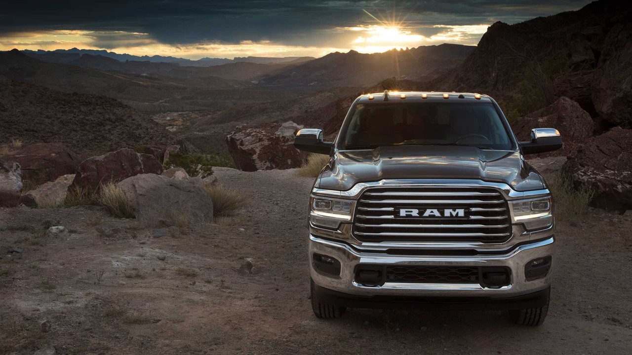 2019 Ram Heavy Duty Laramie Longhorn (2)