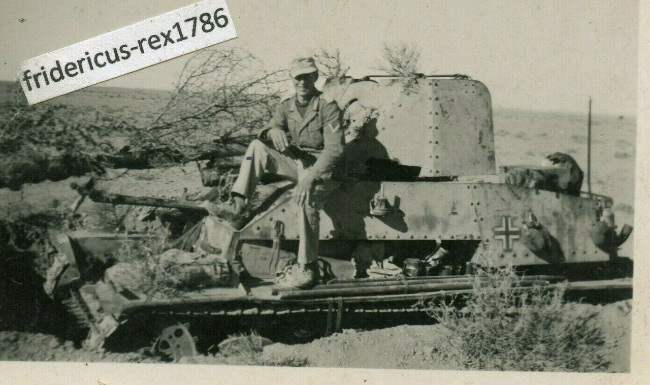 Foto WH Afrika DAK Südfront Panzer Jäger Marder III Sd.Kfz.139 in Stellung