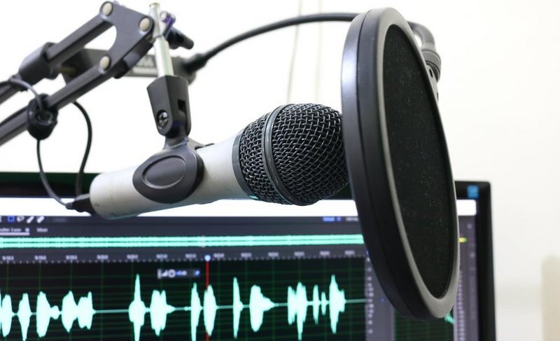 Ventajas y beneficios de la radio por internet en el mundo de la era digital Radio-podcast