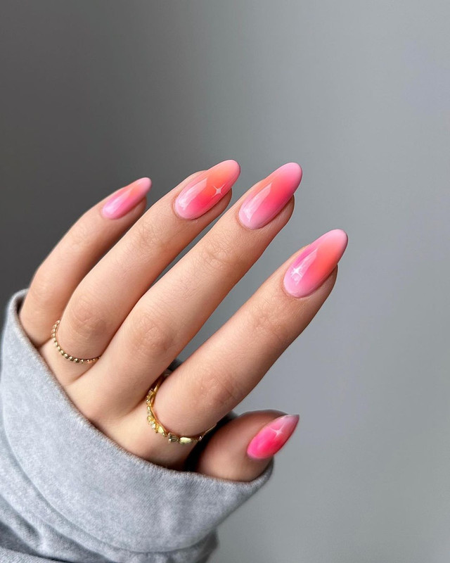 Aurora Nails