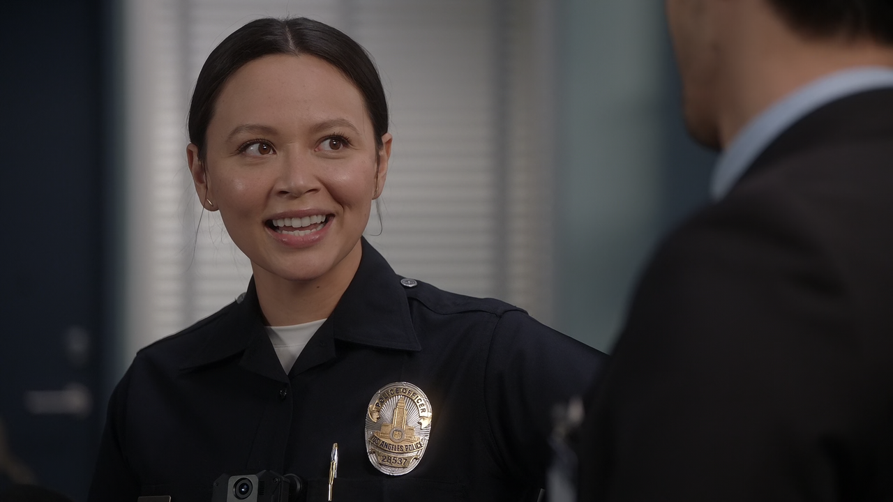 The.Rookie.S04E12.The.Knock.1080p.10bit.AMZN.WEB-DL.DDP5.1.HEVC-Vyndros.mkv_snapshot_05.59_[2022.01.