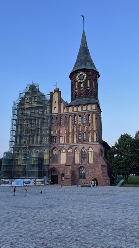 8648D9B9-75E3-4372-BA90-500217DE30EA