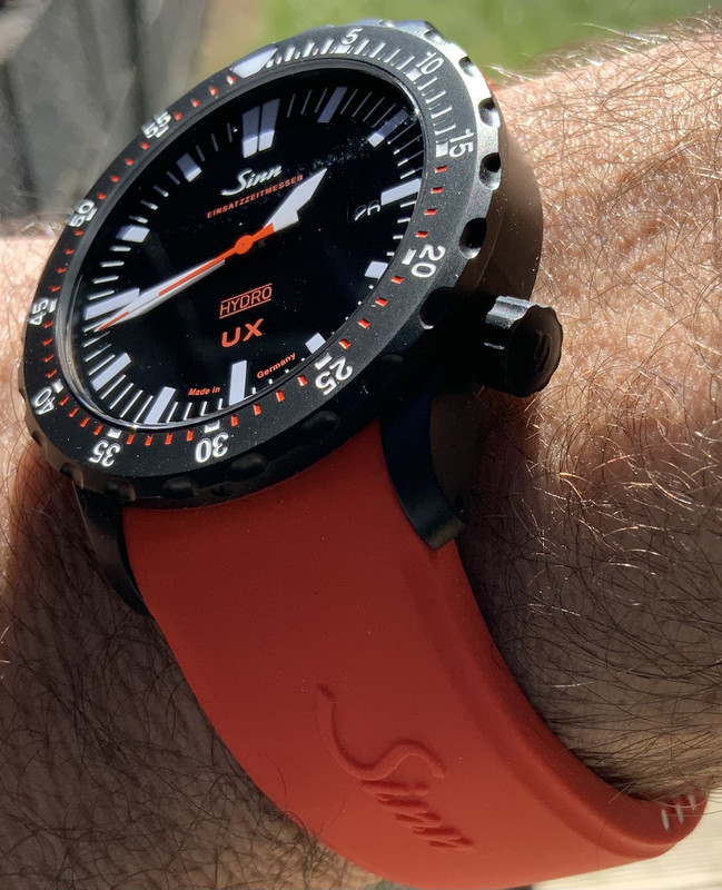 55693C2C-44CE-4CBF-8CC3-7D9C33B20B39