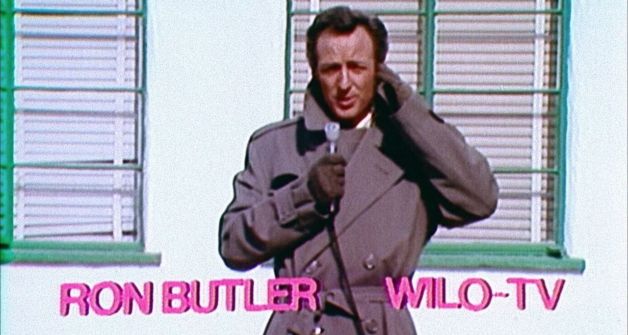 The Kentucky Fried Movie (1977) (1080p BDRip x265 10bit DTS-HD MA 2.0 - Erie)[TAoE][SS]16