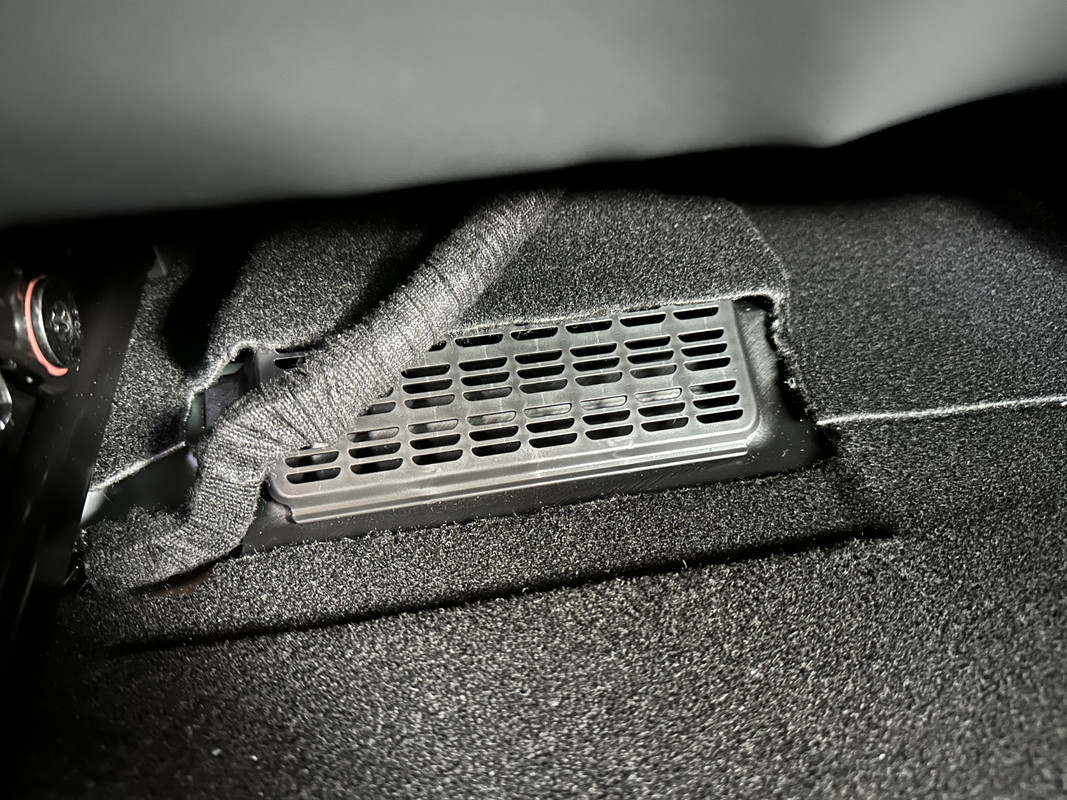 4B1A76EA-F63E-4A51-ADBE-C8FB94D6EABF