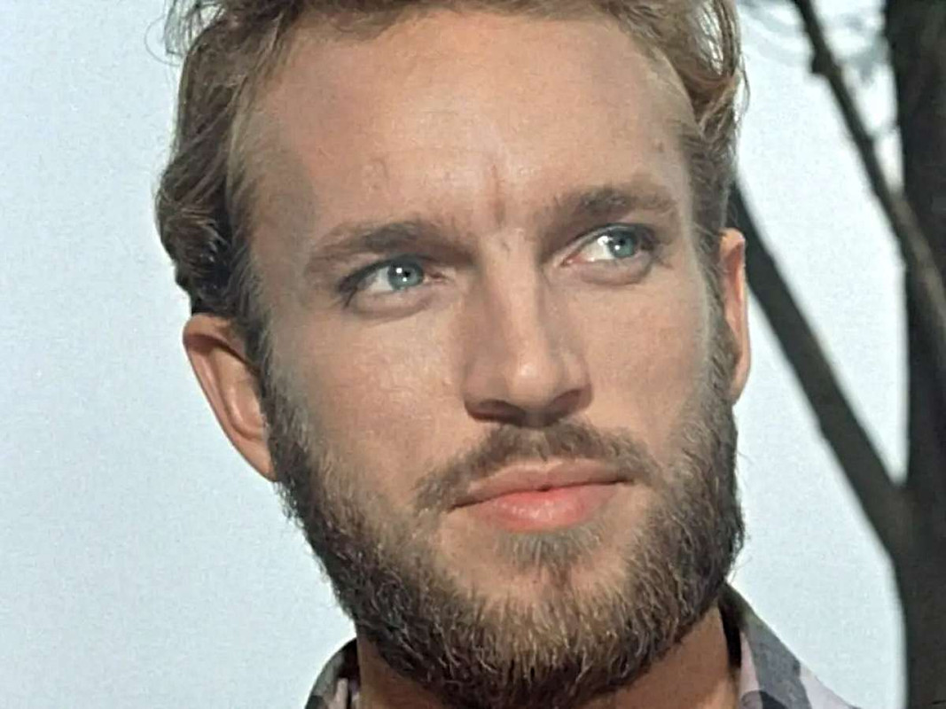 umer-akter-iz-filma-tri-plyus-dva-gennadiy-nilov