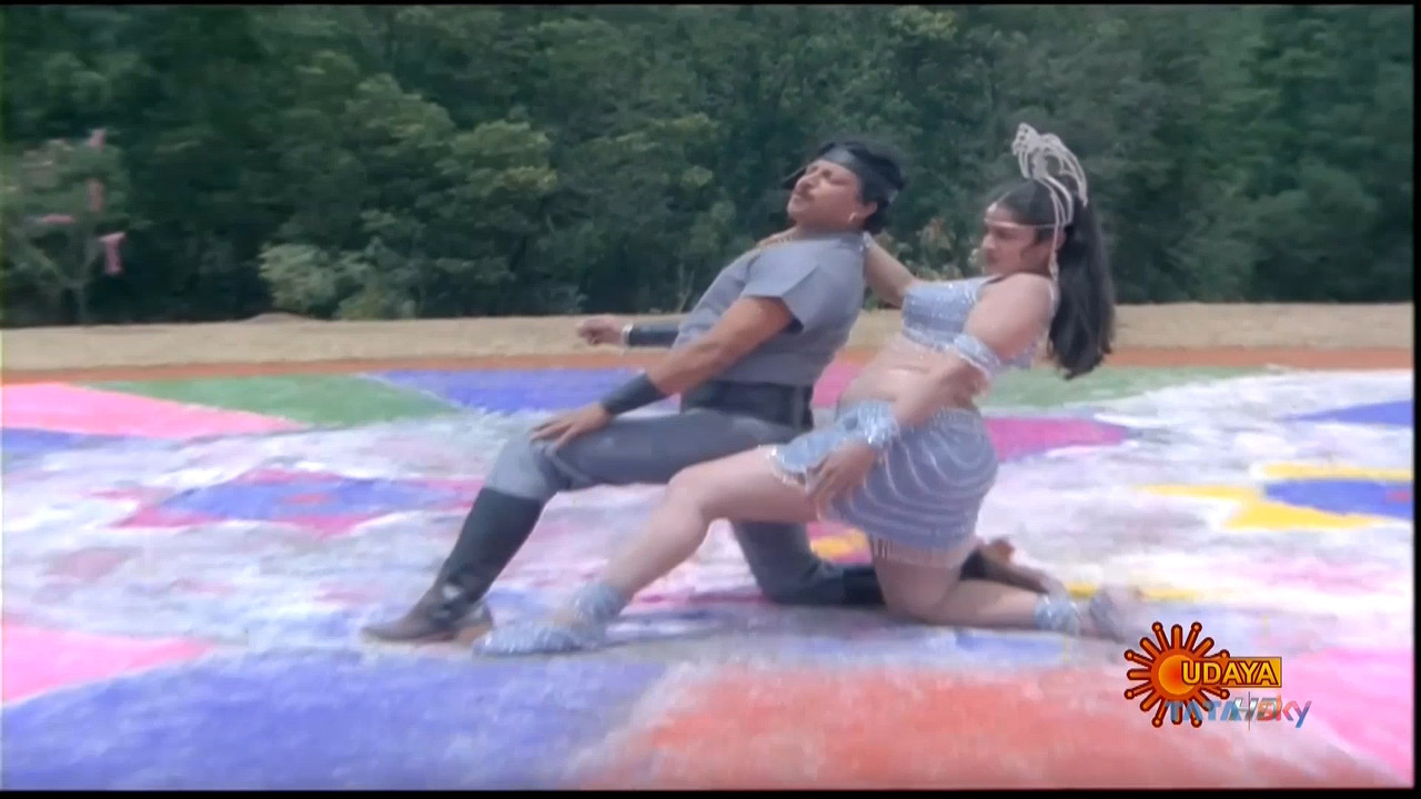 Jayamalini Hot Jungle Song~HDTV.mp4_20201024_124838.070