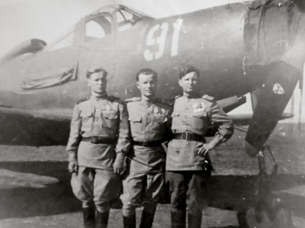 Bell-P-63-Kingcobra-494IAP-190IAD-91-Leningrad-Front-1945-01
