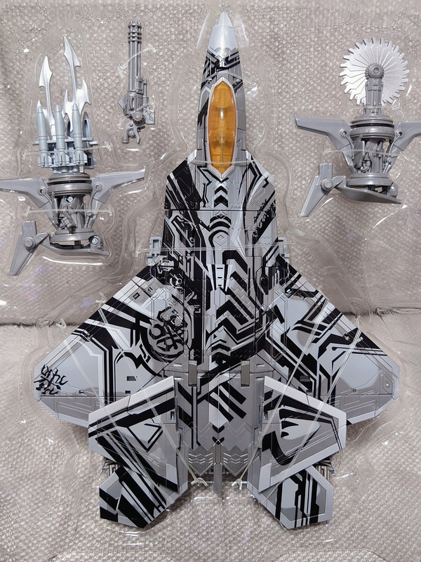 Transformers-Masterpiece-Movie-MPM-10R-ROTF-Starscream-06