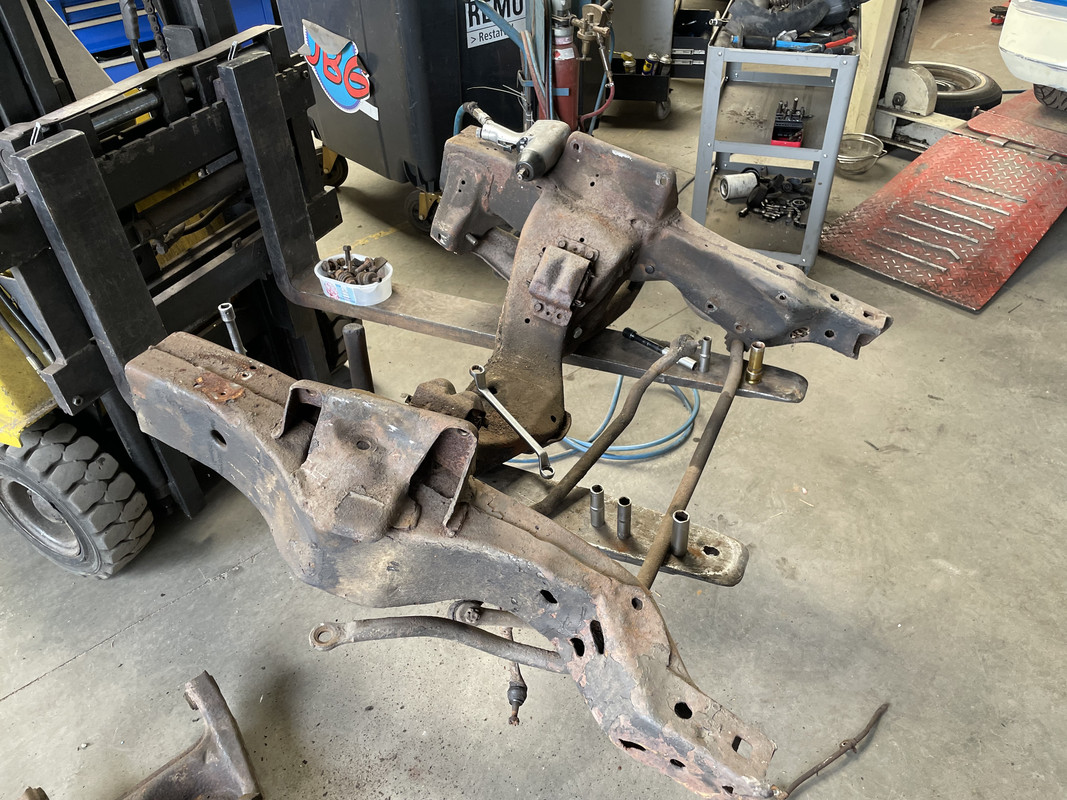 5324BB25-65A6-4AB7-ABCD-EDE3D7F7AC63