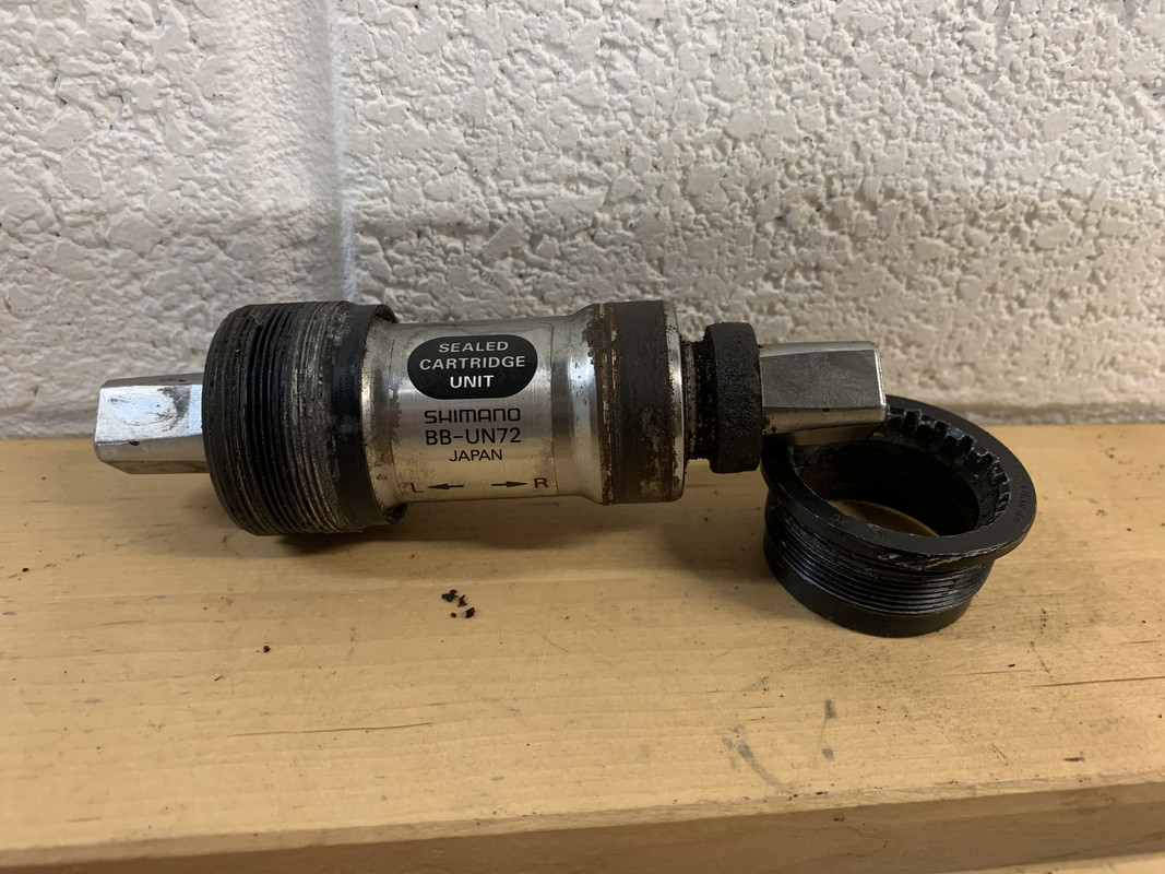 70844E12-079D-4A4A-991C-35EE891F4D1A