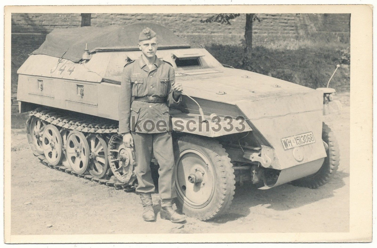 Foto Schützenpanzer Panzer Halbkette Sd. Kfz. 25