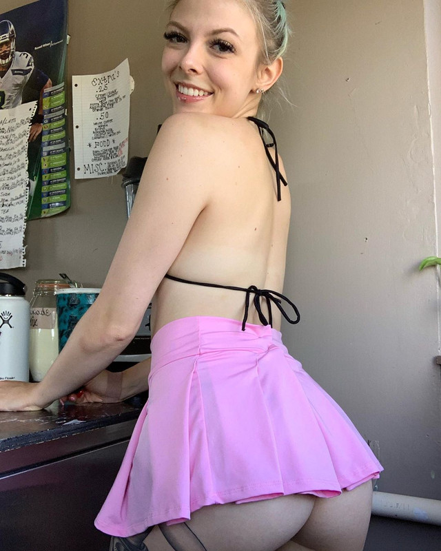 [Image: baristabbypaige-B0bt-JA2gv-HDGZqbyj1-Pl-...RWOOY0.jpg]