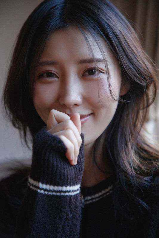 Japanese Idol Kanon Shizaki Kabone digital photo book re unplugged Miss KON com 010
