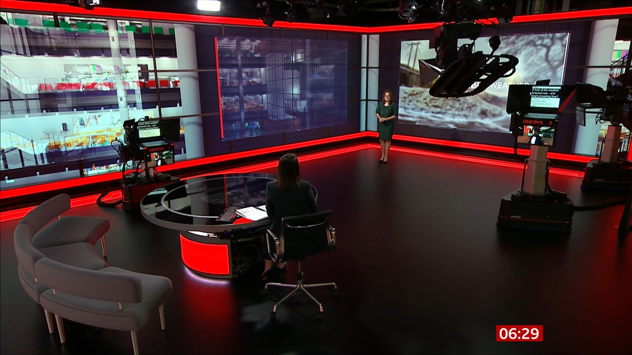 02.11 - 06.00.00 - Breakfast. The latest news, sport, business and we....ts_snapshot_06.42.072