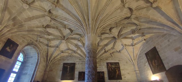 Escapada a Lisboa - Blogs de Portugal - Museo Jerónimos, Descubridores, Torre de Belem, iglesias y atardecederes (38)