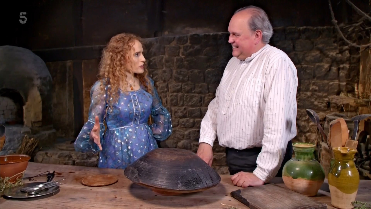2023-01-14_20_30_Channel5_Secrets-of-the-Royal-Palaces_3x2.mp4_snapshot_48.13.097