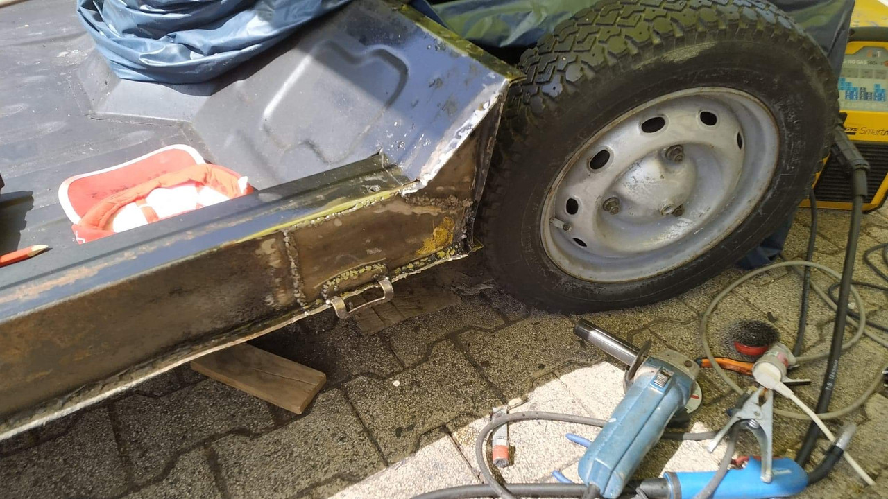 57438AB0-13DD-49DB-8D43-4F115EB8B575