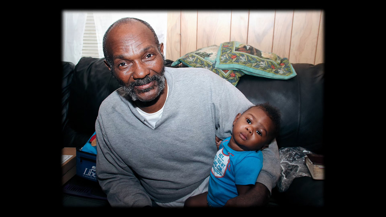 [HR] Dads (2020) [Apple TV  1080p x265]_12