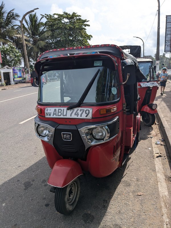 Día 3. La aventura del tuk tuk y cambio de planes - Tuktukeando tres semanas en Sri Lanka (1)