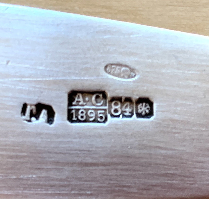 038850E8-1AAD-4752-B9DB-DBFAE97C4B98