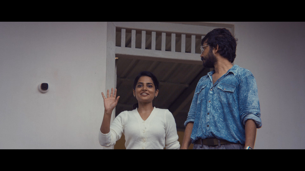 Anagha Nipple Pokie from bheeshma-full song.webm_snapshot_01.59.341