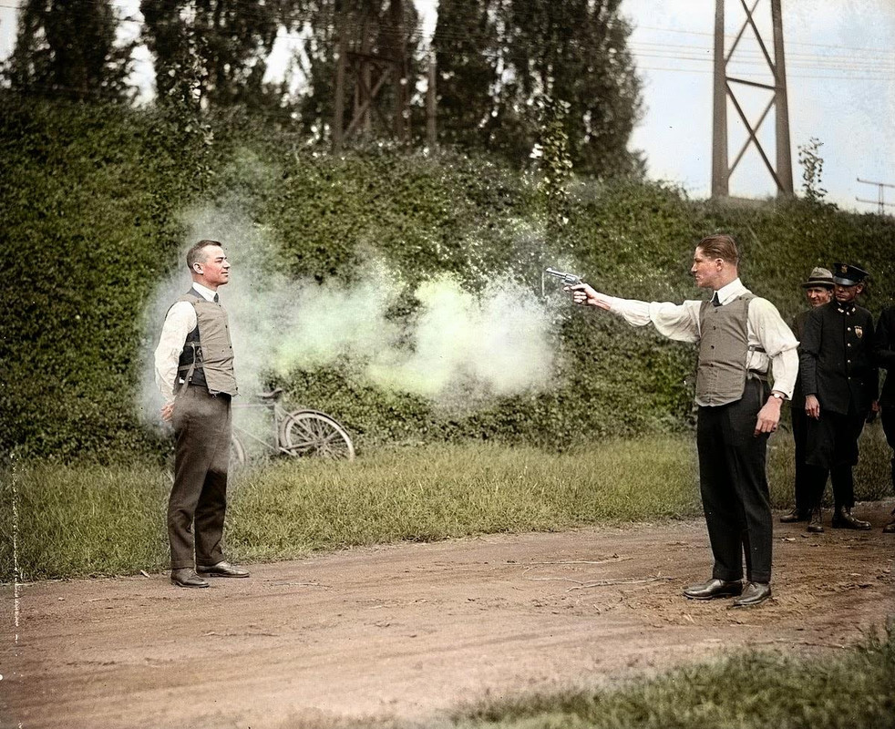 october-13th-1923-w-h-murphy-and-his-associate-v0-2ered4pzwwtb1