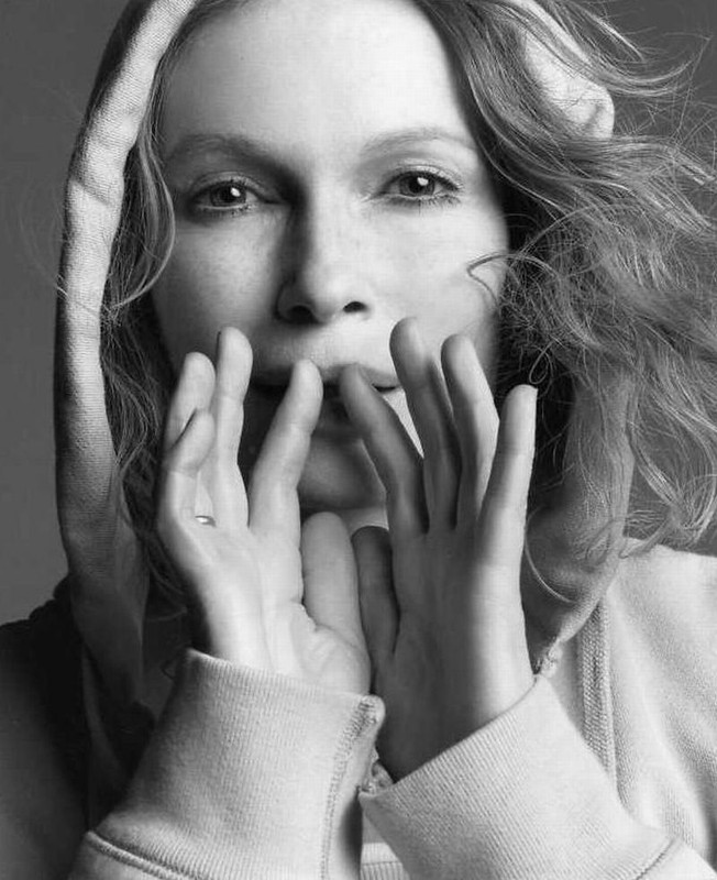 mia_farrow_a75