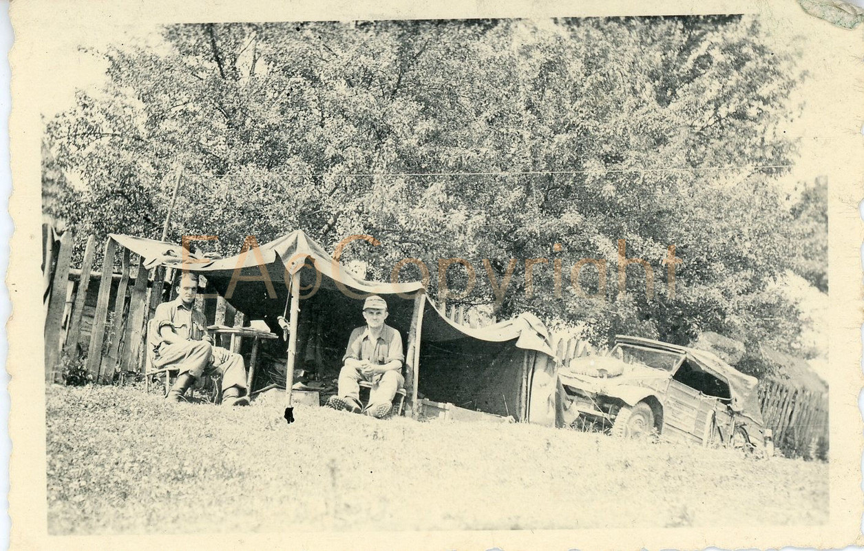 Auto Wagen PKW VW Typ 82 Kübelwagen foto