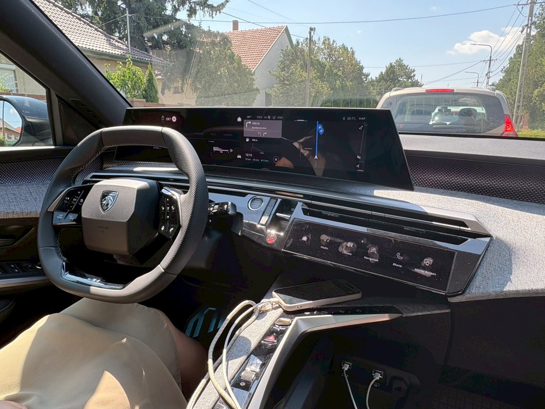 B32DC589-240A-4629-BDA6-4D2E4EFE5C90